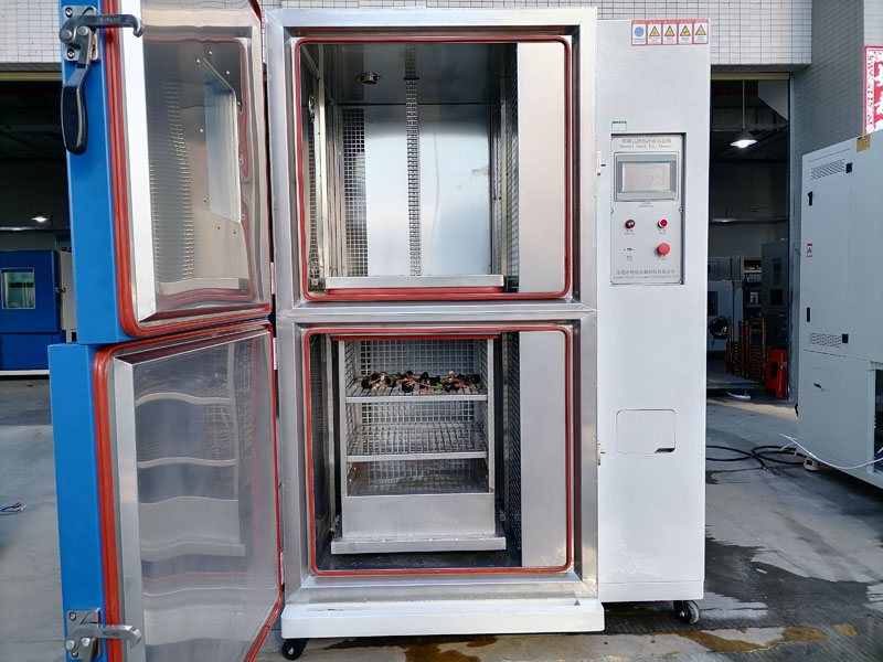 雙穩(wěn)態(tài)電磁閥耐溫度變化試驗(yàn)箱(圖1) 雙穩(wěn)態(tài)電磁閥耐溫度變化試驗(yàn)箱(圖1)